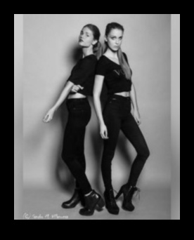 الثنائي الديناميكي: الجمع بين أنماط التصوير الفوتوغرافي لتحقيق اندماج فريد من نوعه