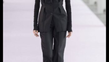 خيال المدرج: مشاهد تشبه الحلم في تصوير الأزياء المميزة