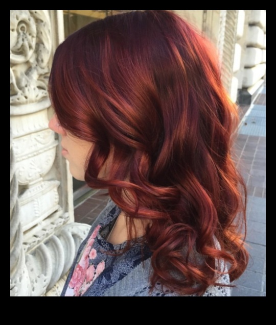 الأناقة الخالدة: تسريحات الشعر الحمراء والحمراء العتيقة للحصول على مظهر كلاسيكي