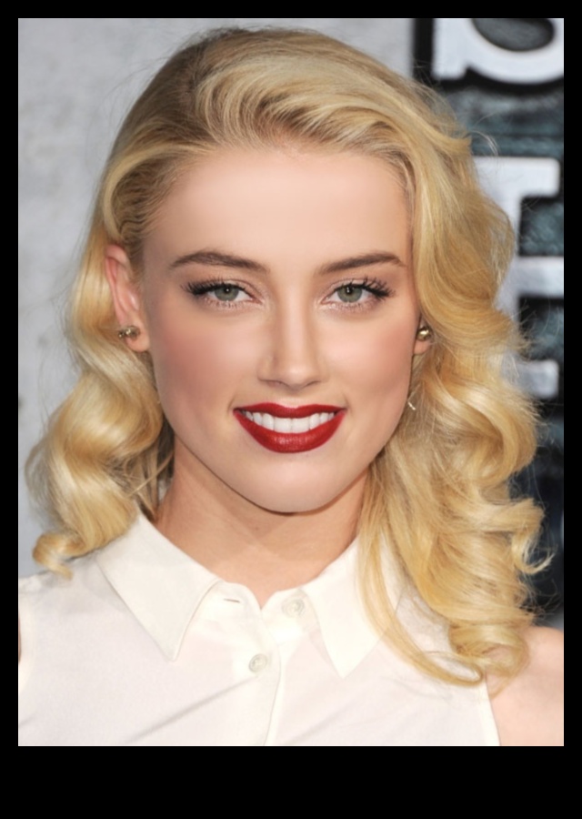 الشعر الأشقر والشفاه الحمراء مزيج خالد من السحر والأناقة 1 الشعر الأشقر والشفاه الحمراء: مجموعات كلاسيكية براقة